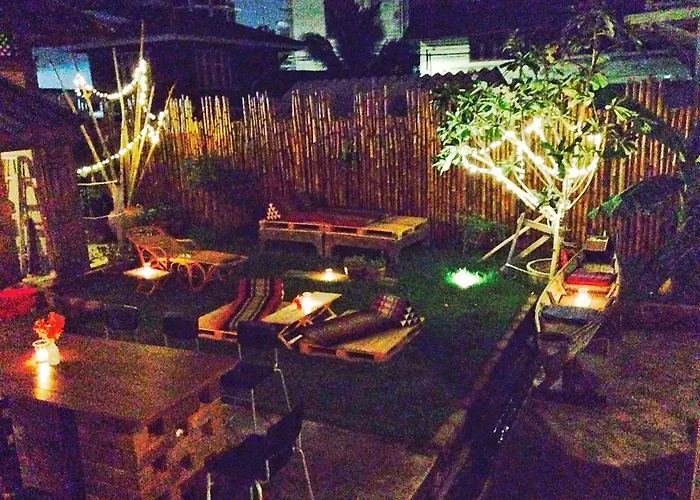 A Day In A Life & Gallery Hostel Bangkok