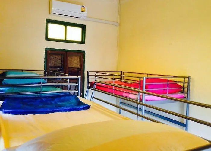 A Day In A Life & Gallery Hostel